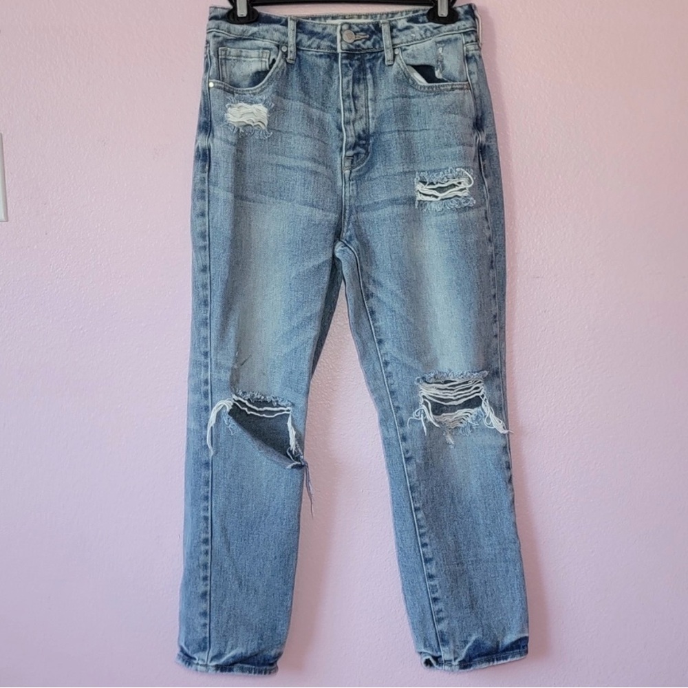 PacSun Light Blue Distressed Mom
Cropped Jeans/ 26 (5)junior